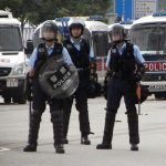 デモと相対する香港警察