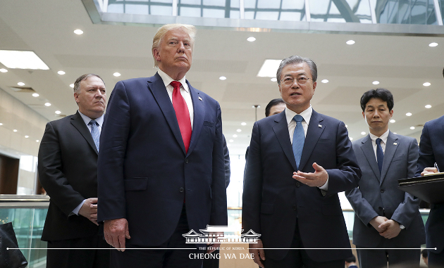 GSOMIA破棄の真意は? 日米韓の綻びと文在寅大統領の進退